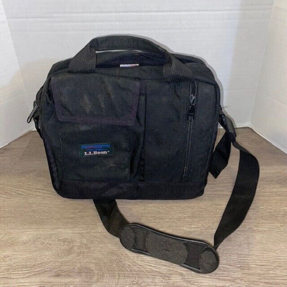 Vintage LL Bean Camera Shoulder Bag Made in USA Shoulder Strap Pockets Black